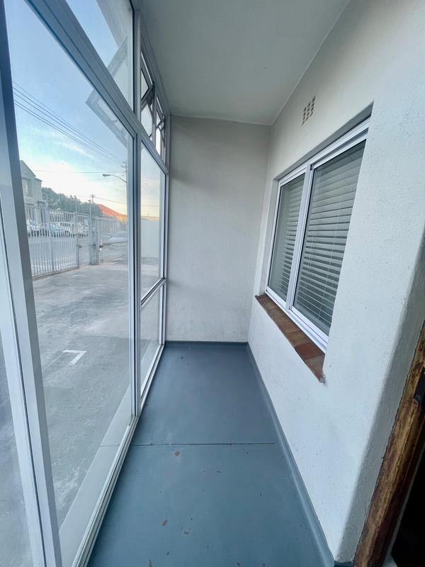 1 Bedroom Property for Sale in Kempenville Western Cape